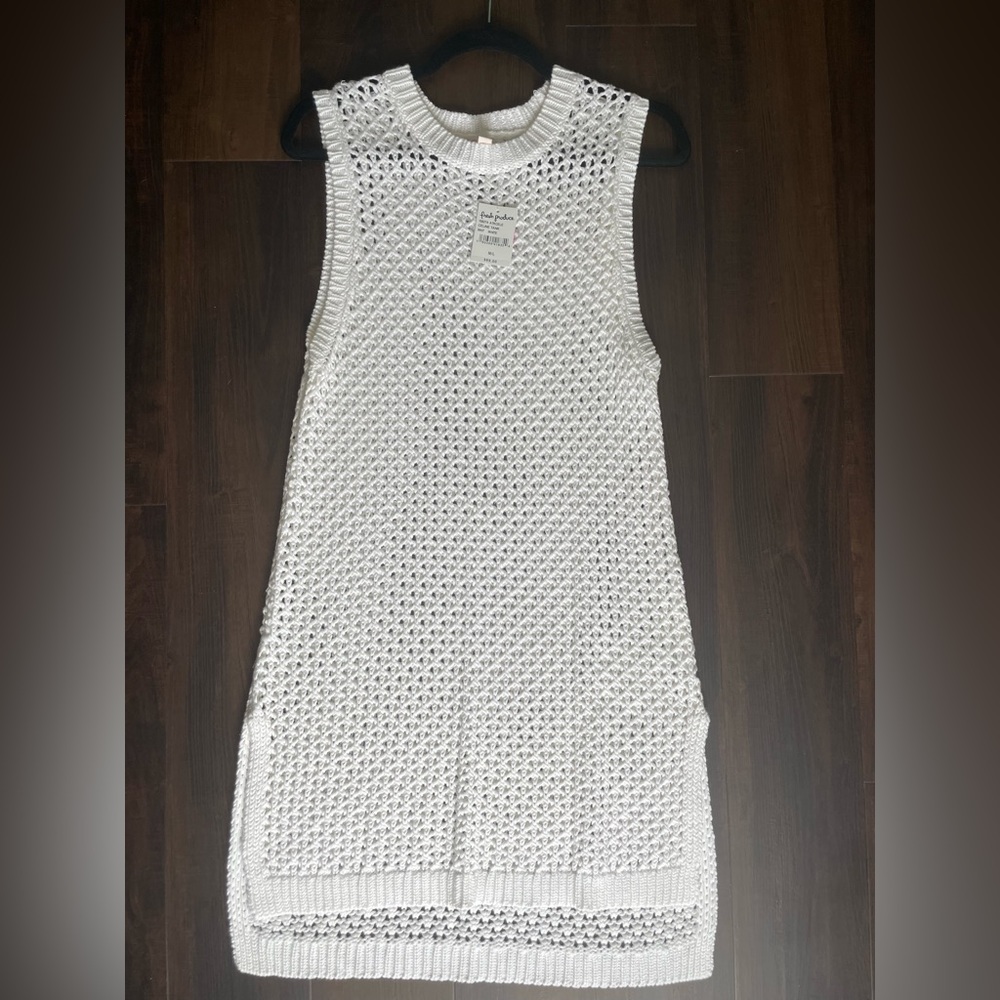NWT Long White Knit Top